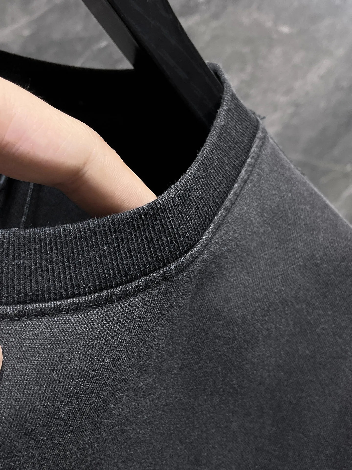 P166 New Chrome Hearts 25ss washable model for summer! ! High-weight, environmentally friendly and high-quality top-quality fabric 280g Crow Sanskrit cross foamed short-sleeves. Counter synchronization. 1:1 replica version. Recommended color: black. Size: S, M, L, XL.